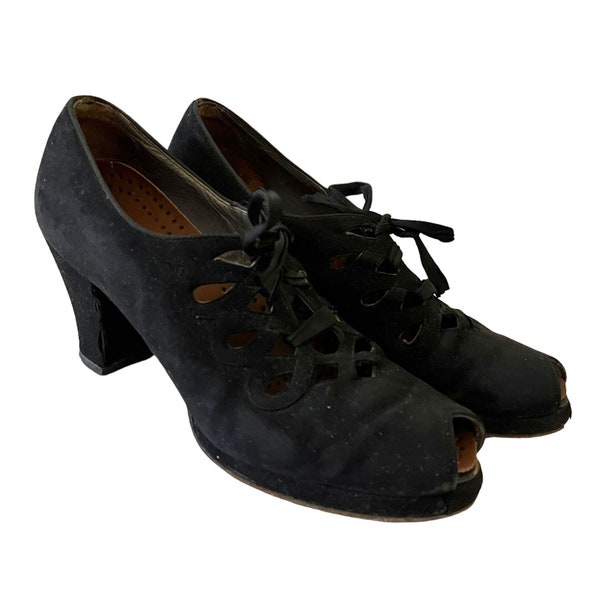 Vintage Black Suede Lace-Up Peep-Toe Oxfords Pumps Heels - 1940s Leather Shoes - Women’s 6.5N