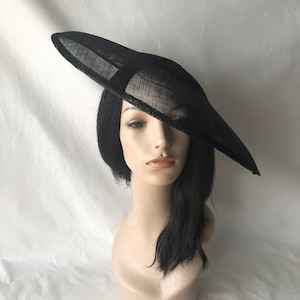 Black Wide Brim Fascinator, Black fascinator hat, Funeral Hat, Large Black hat, Wedding hat, Kentucky derby hat, Mother of the bride hat,
