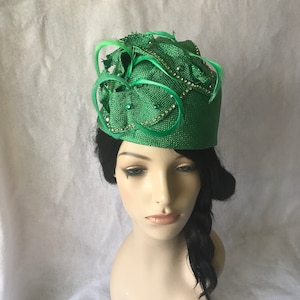 Green Women’s church hat, Formal bucket pillbox COGIC hat, Mother of the bride wedding hat, ladies Tea Party hat