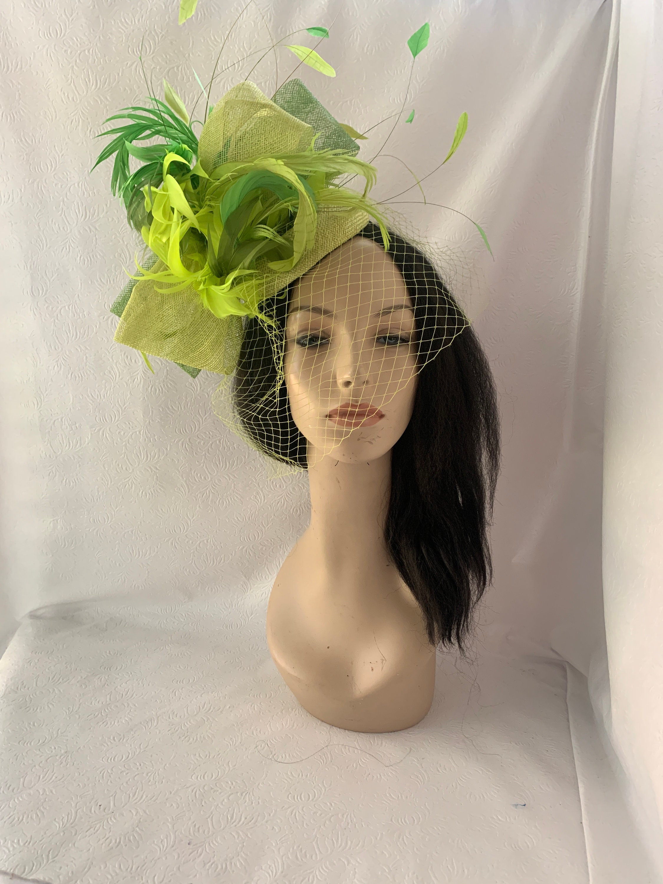 Lime Chartreuse Green Kentucky Derby Mini Pillbox Feather  display picture 2
