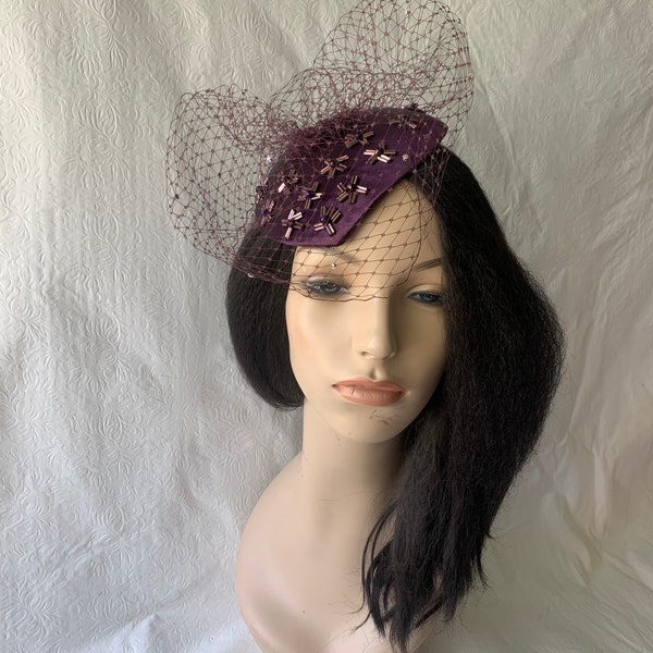 Vintage inspired dark purple plum teardrop fascinator hat with rhinestone birdcage blusher veil for wedding, Tea Party, Photoshoot, costumes