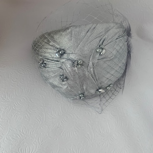 Silver Vintage Inspired 1950s-1960s Half Hat, metallic gray Wedding hat, Church hat, Mother of the bride, tea Party fascinator hat, Formal image 10