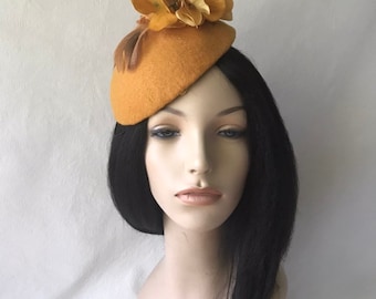 Gold Derby fascinator hat, Mother of the bride wedding fascinator, Women's church hat, tea Party hat, Kentucky Derby hat, Hat for races