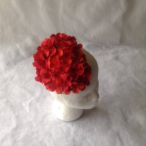Reddish Orange flower petal fascinator hat for wedding, Kentucky Derby, Church hat, Red Tea Party Hat, Races, little girl fascinator