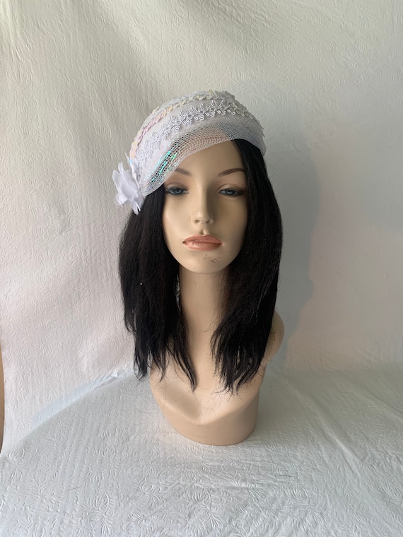 White Vintage Inspired 1950s-1960s Half Hat, White Wedding  display picture 1