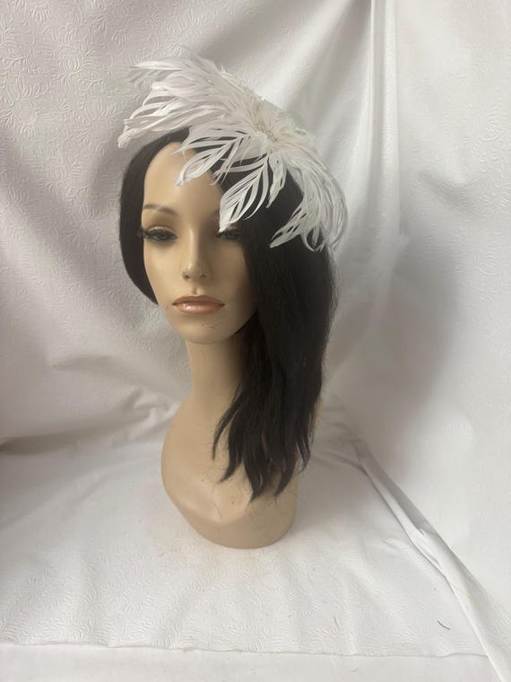 White Feather Hair Fascinator - Bridal Wedding Hat, Derby  display picture 2