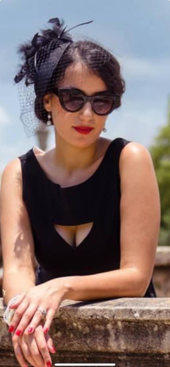 Black Vintage Birdcage Teardrop Fascinator Hat for Weddings  display picture 1