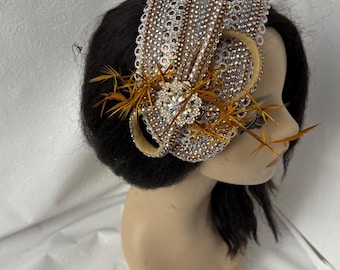 Donna Vinci Hat Fascinator Womens Beige Beaded Rhinestone Derby Church Wedding Vintage Donna Vinci Couture Fascinator Hat: Rhinestone  main image 2