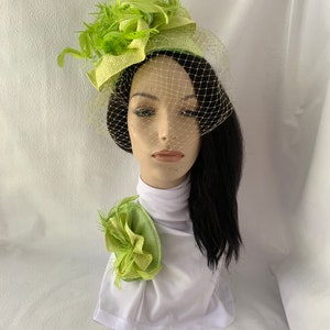 Lime Green yellow feather fascinator hat for tea party, gift set idea for Fashionista, Church hat with matching brooch, Chartreuse image 10
