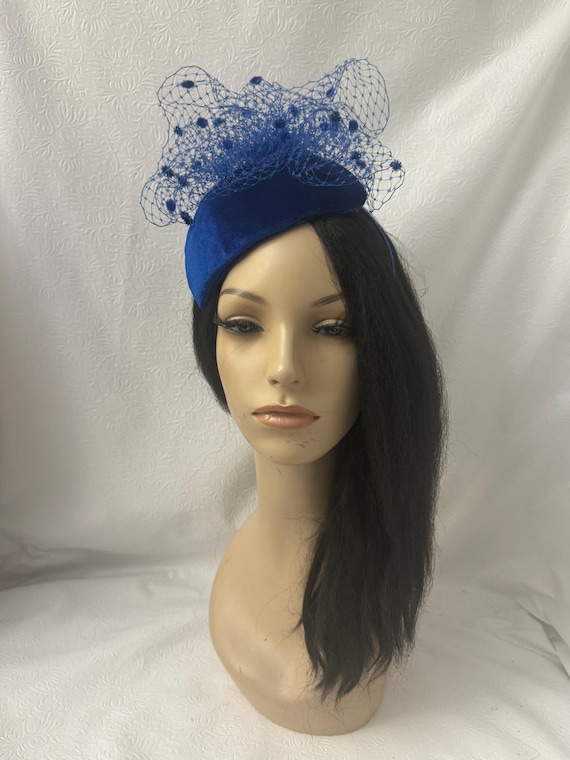 Blue Velvet Teardrop Fascinator Hat With Dotted Veil for  display picture 2