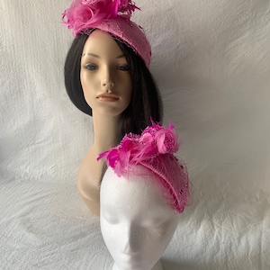 Kleiner rosa Mutter und Tochter Fascinator, Derby Fascinator, Mama und ich Kirchenhut