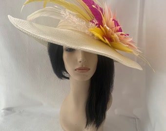 Wide Brim Champagne Derby Hat, Feather Flower Ascot Races - Etsy display picture 3