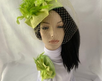 Lime Green yellow feather fascinator hat for tea party, gift set idea for Fashionista, Church hat with matching brooch, Chartreuse