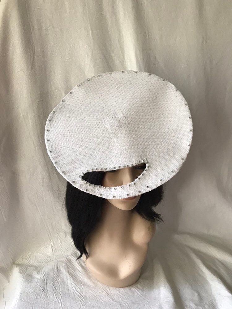 White Fascinator Hat Beyonce OTR II 