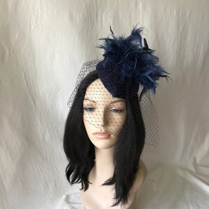 Navy blue feather teardrop fascinator hat with birdcage veil for Women’s Church hat, Tea Party, Cocktail, Kentucky Derby, wedding hat