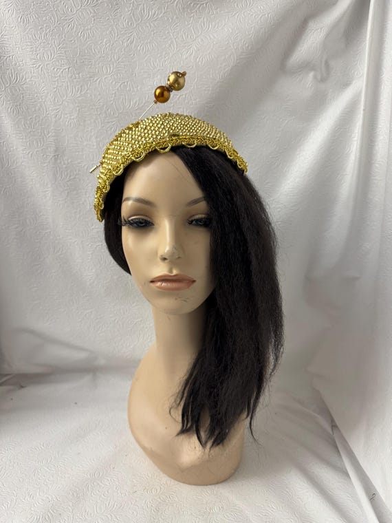 Black Elegant Vintage Style Pearl Beaded Half Hat Fascinator 