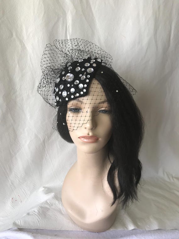 Black Rhinestone Statement Fascinator With Rhinestone Veil  display picture 2