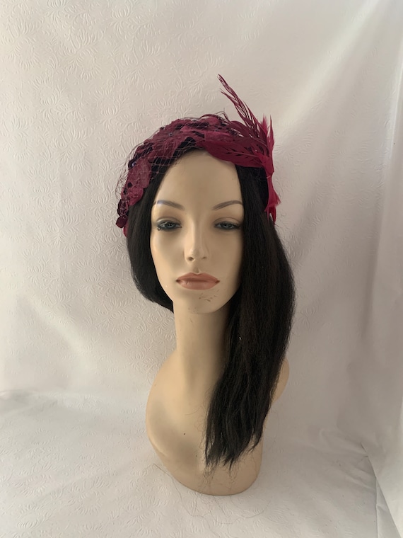 Vintage Black Floral Veil Cocktail Hat Fascinator S/M 1950s 60s IZUS Women Flower Decor Bowler Fedora Hat with Veil Felt  main image 2