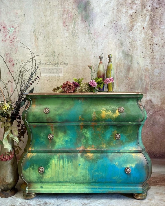 Bombay Chest