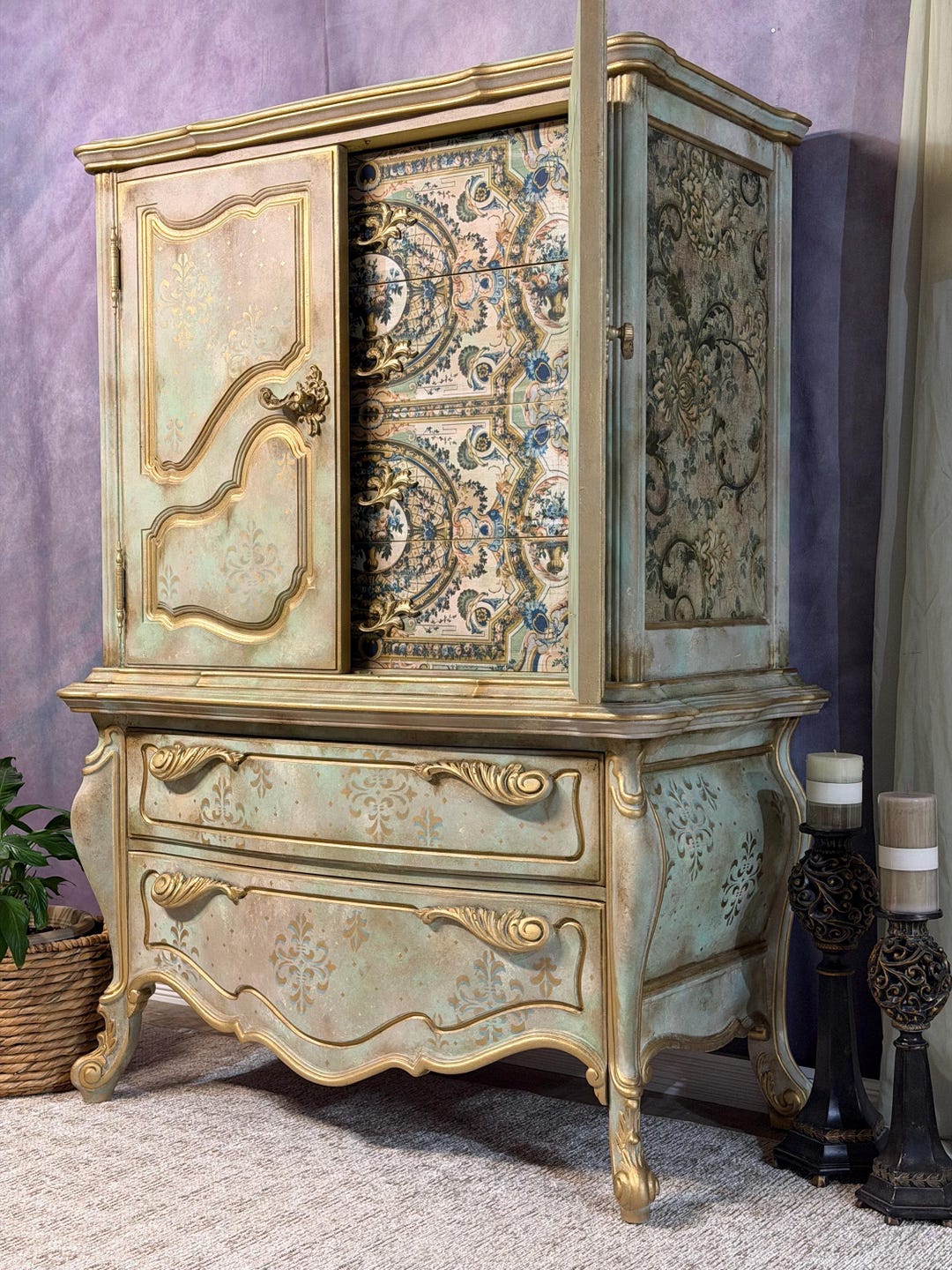 Refinished Solid Wood 6-drawer Dresser With Stenciled Accents – Vintage ...