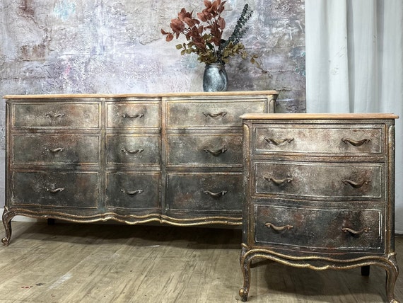 Dresser & Nightstand Set