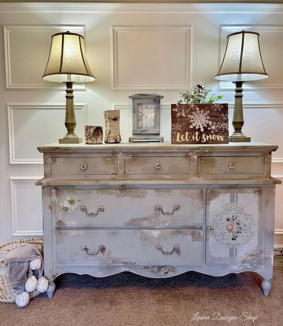 Cottage Style Dresser / Side Board
