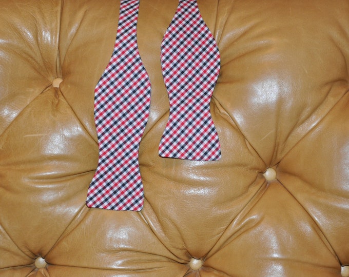 Adult Bow Tie Adjustable Red and Black Tattersal (University of Georgia Collection)