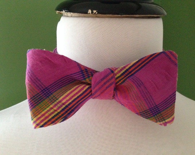 Limited edition: Bow Tie Seersucker Pink and Yellow Plaid