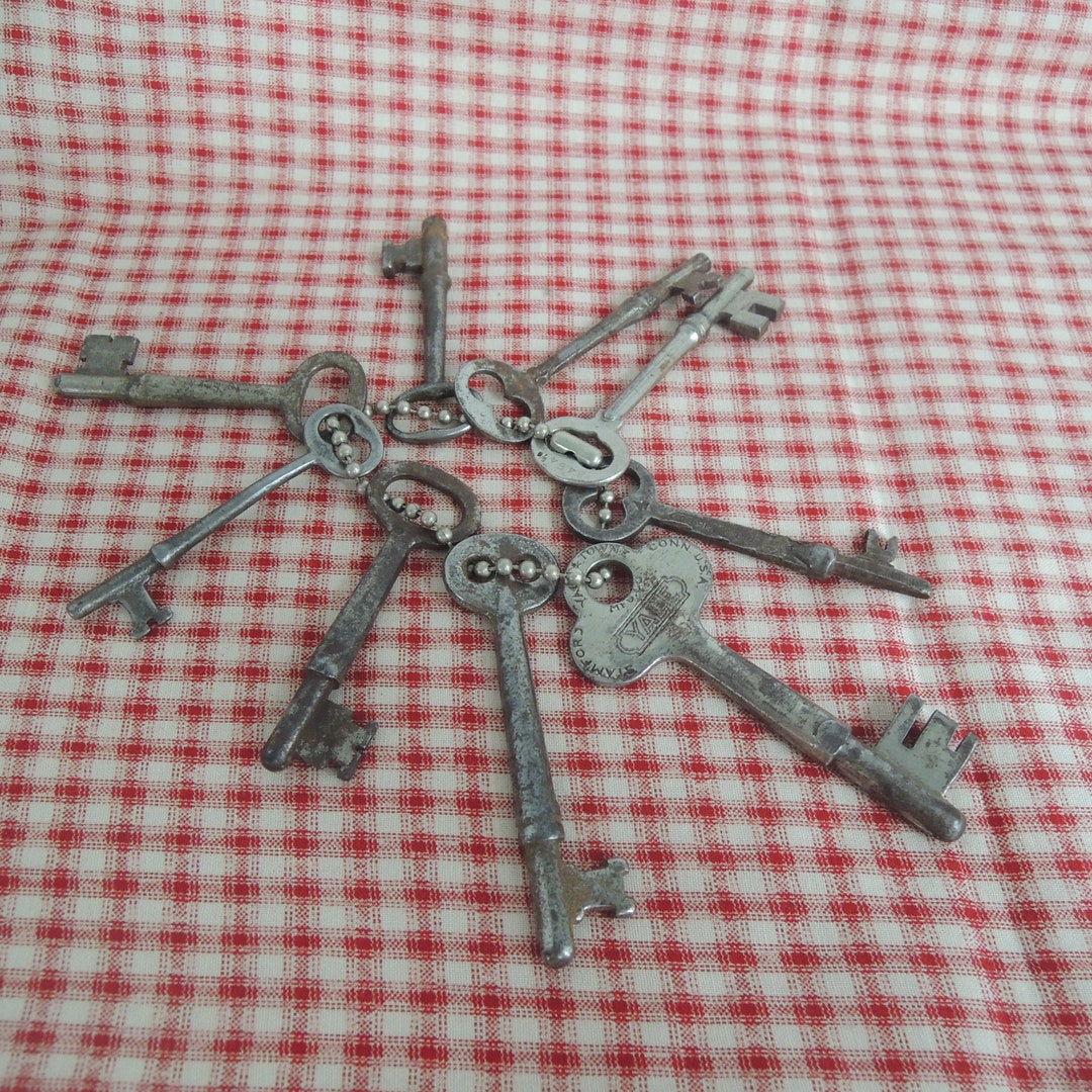 Antique Keys 9 Skeleton Old Door Keys Vintage Individual Etsy