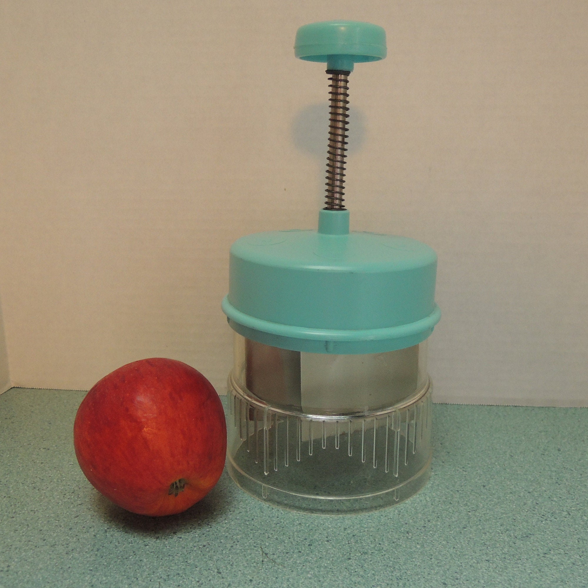 Vintage the Pampered Chef Food Chopper Germany Onion Chopper 