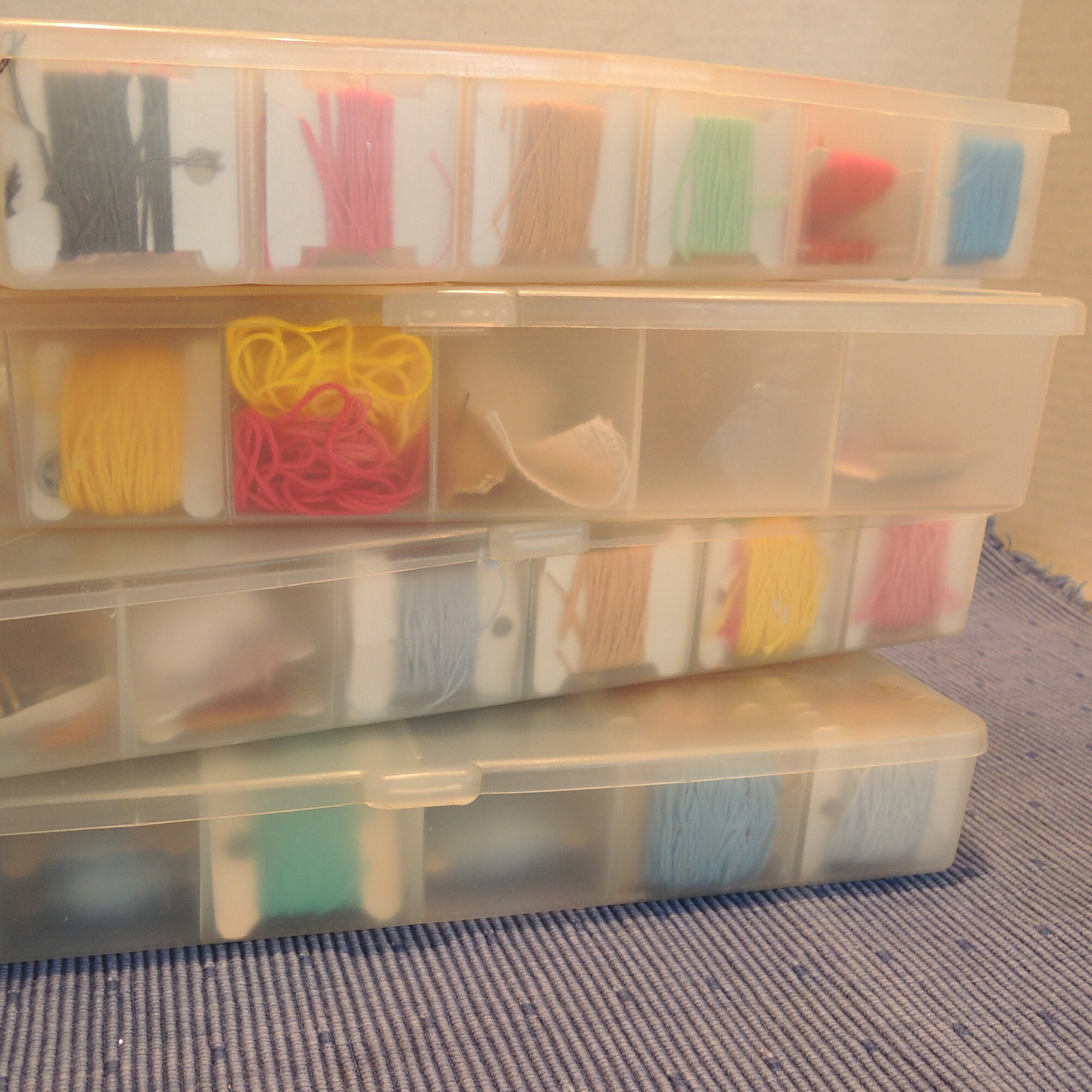 Darice Embroidery Floss Organizer with Numbered Floss + Accessories FT512