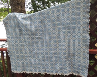 Tablecloth, Reversible homespun, blue n white country style patterned cotton tablecloth, Woven table covering, Beautiful cond, Vntg