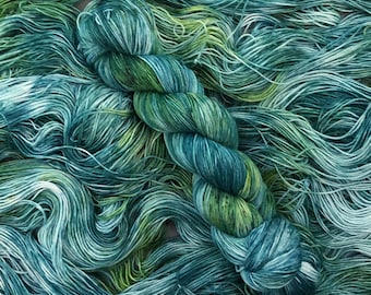 Seaweed & Kelp, 7525 sw merino and nylon, Fingering weight, hand dyed yarn