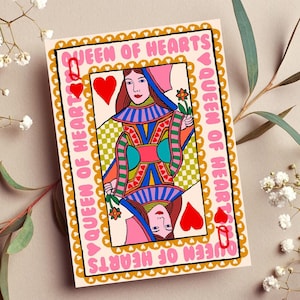 Cartão de felicitações em branco A6 | Carta de baralho Queen Of Hearts | Cartão colorido | Presente de amigo | Impressão maximalista descolada | Cartão em branco por dentro