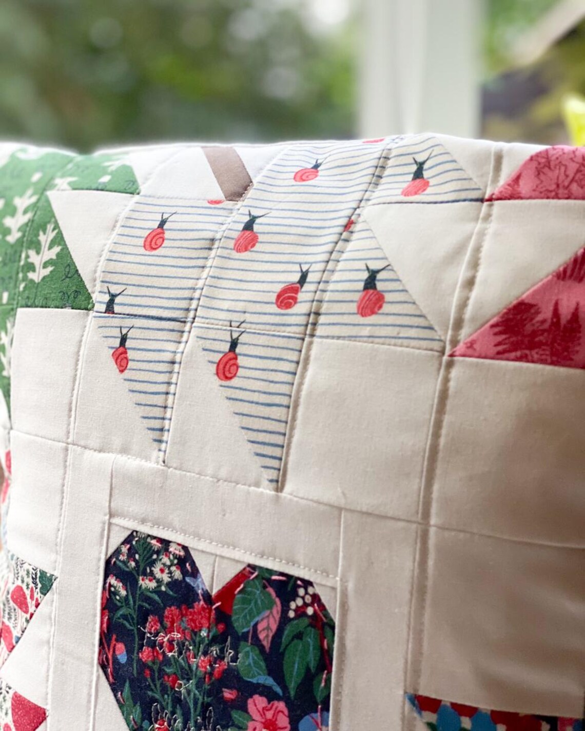 Falling Leaves Pillow Quilt Pattern PDF Download - Pillow Sewing ...