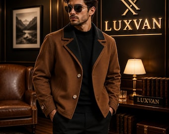 Blazer masculino marrom estilo couro, lapela preta, silhueta ajustada (LUXVAN)