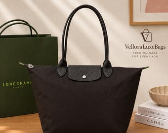 Borsa da viaggio Longchamp Le Pliage M Tote – Nylon color moka, finiture in pelle
