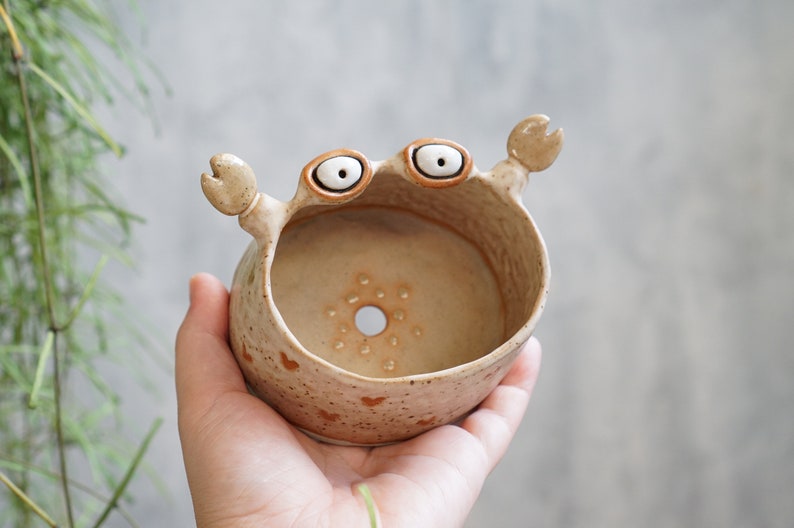 Crab plant pot handmade ceramic image 1