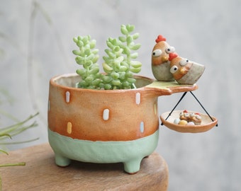 Plant pot with a chicken,two tone,cactus,ceramics,pottery,handmade