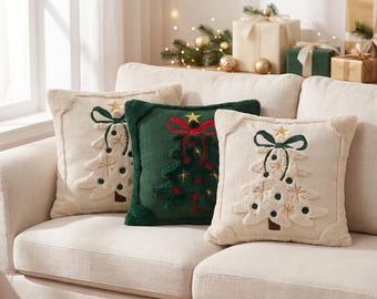 Weihnachtskissenbezug mit Tannenbaummotiv, gesteppter Festtagskissenbezug, grün-cremefarbene Weihnachtsdeko fürs Sofa, kuscheliger Winterkissenbezug
