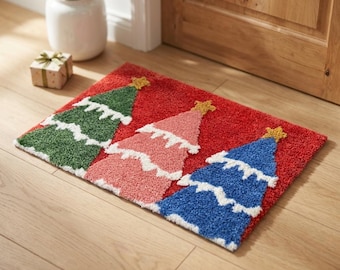 Weihnachtsfußmatte, festliche Fußmatte mit Weihnachtsmann, Rentier und Baum, niedlicher weihnachtlicher Eingangsbereichteppich, rutschfeste Winterdekoration für Bad und Küche