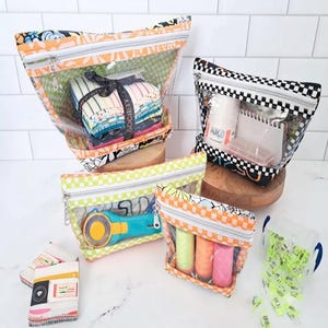 Quilted Zipper Pouch Pattern, Vinyl Window, 4 Sizes (Digital Download)