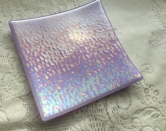 Iridescent Lavender Art Glass Plate, Fused Glass Plate, Iridized Lavender Decorative Dish