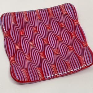 Fused Glass Optical Illusion Art Glass Ring Dish, Red Lavender Glass Trinket Tray