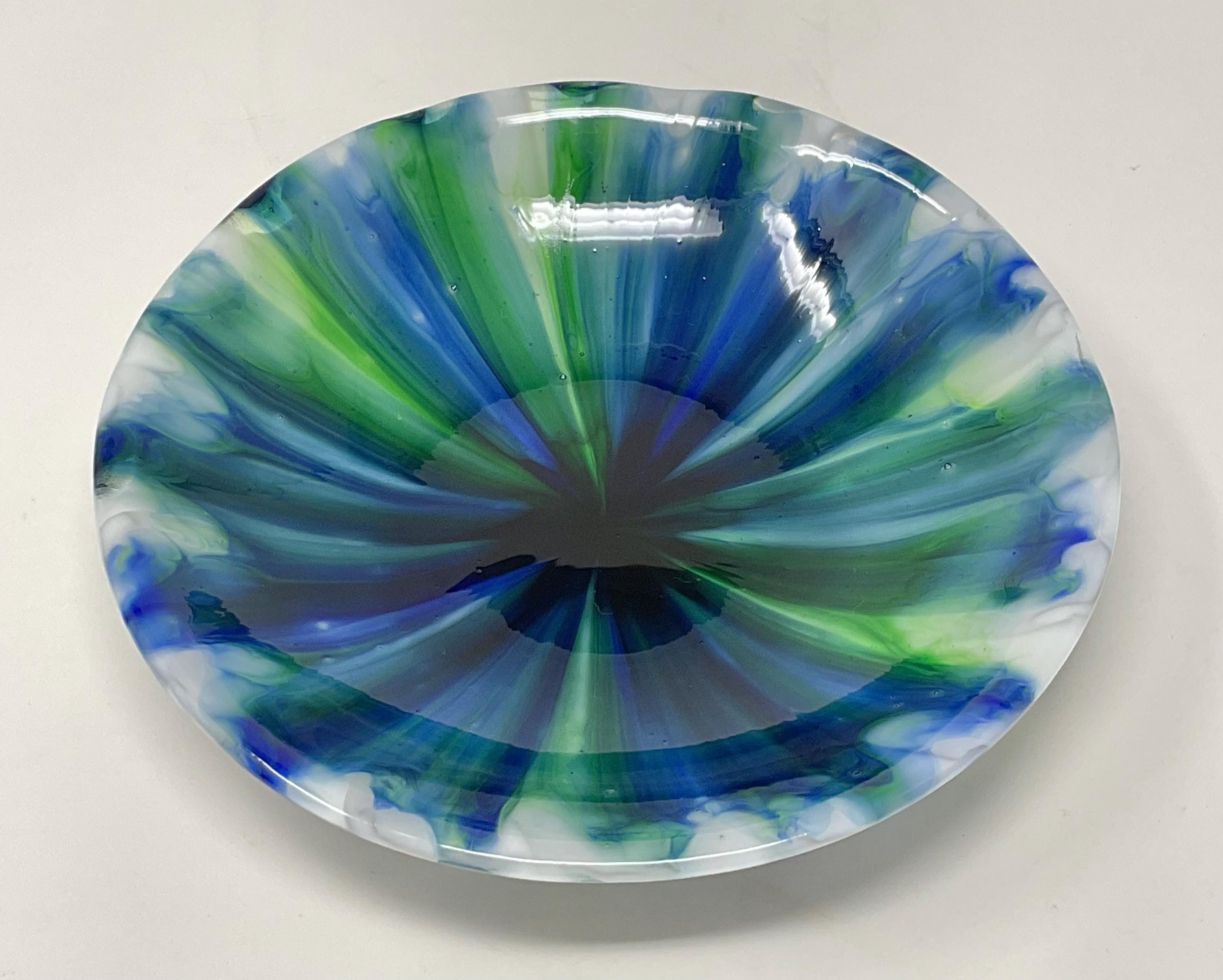ブルーグリーンフューズドアートガラスボウル：抽象的なセンターピース
