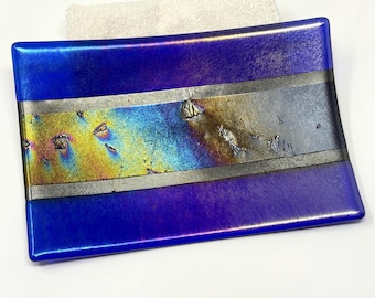 Fused Iridescent Glass Tray: Signed Curved Sushi Plate - Etsy display picture 2