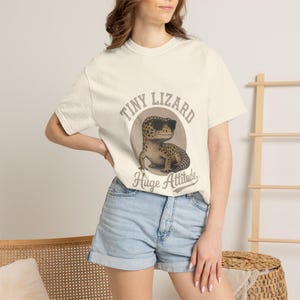 Camiseta "Pequeño lagarto, gran actitud" / Ilustración de gecko leopardo