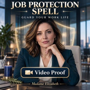 Könnte beinhalten: Eine digitale Grafik mit dem Text JOB PROTECTION SPELL GUARD YOUR WORK LIFE und Madame Elizabeth. Eine Person sitzt an einem Schreibtisch mit einer blauen Kerze und einem Video Proof-Button. Ein leuchtender Schild ist hinter der Person zu sehen.