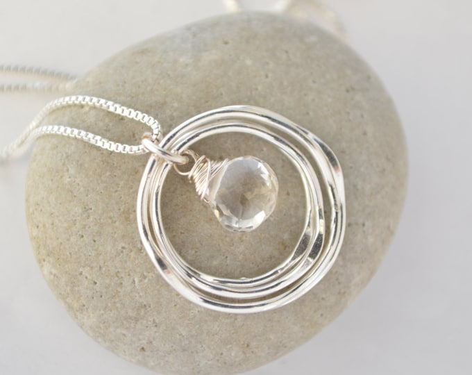 30th Birthday gift for her, April birthstone necklace, 3rd Anniversary gift, 3 rings 3 decades necklace, 30th  Birthday Jewelry