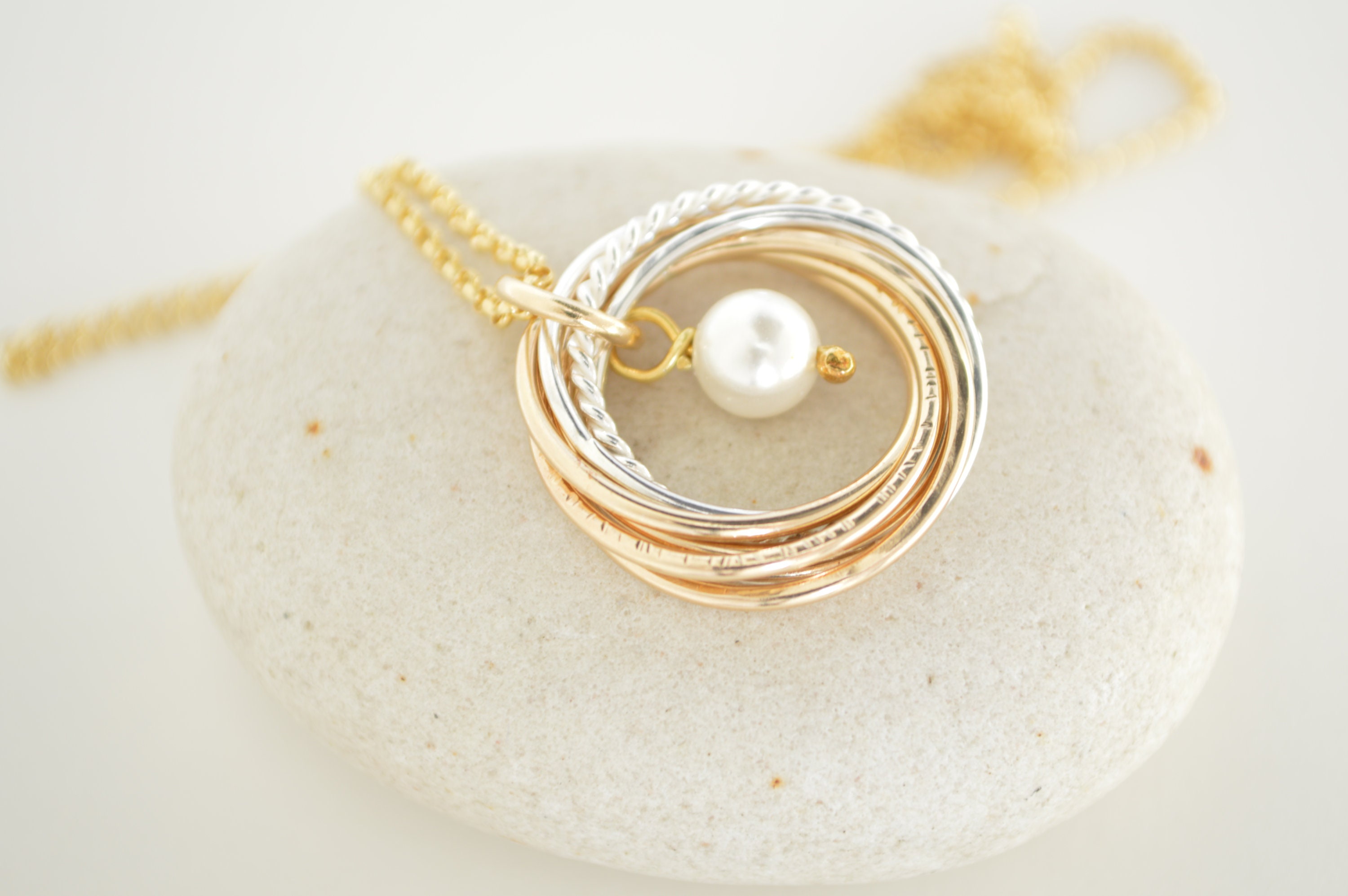60th Birthday Jewelry for Mom Gold Pearl Necklace 60th - Etsy UK